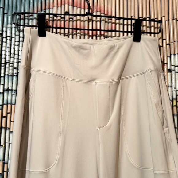 WILLIT, Wide-Leg Pull-On Yoga Trouser Pants with Pockets, Cream, Medium - Picture 4 of 15